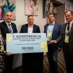 Marek Gębski SFW Energia, Tomasz Świetlicki, PGE/PTEC, Krzysztof Jaros, PEC Mława, Marcin Borek, PFR, 7. Konferencja Biomasa i paliwa alternatywne w ciepłownictwie Marek Gębski SFW Energia, Tomasz Świetlicki, PGE/PTEC, Krzysztof Jaros, PEC Mława, Marcin Borek, PFR, 7. Konferencja Biomasa i paliwa alternatywne w ciepłownictwie