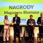 Jolanta Kamińska, Magazyn Biomasa, Tomasz Świetlicki, PGE/PTEC, Jakub Kołodziejczak Fortum, Sebastian Paszkowski, PEC Biała Podlaska, Nagrody Magazynu Biomasa, 7. Konferencja Biomasa i paliwa alternatywne w ciepłownictwie Jolanta Kamińska, Magazyn Biomasa, Tomasz Świetlicki, PGE/PTEC, Jakub Kołodziejczak Fortum, Sebastian Paszkowski, PEC Biała Podlaska, Nagrody Magazynu Biomasa, 7. Konferencja Biomasa i paliwa alternatywne w ciepłownictwie